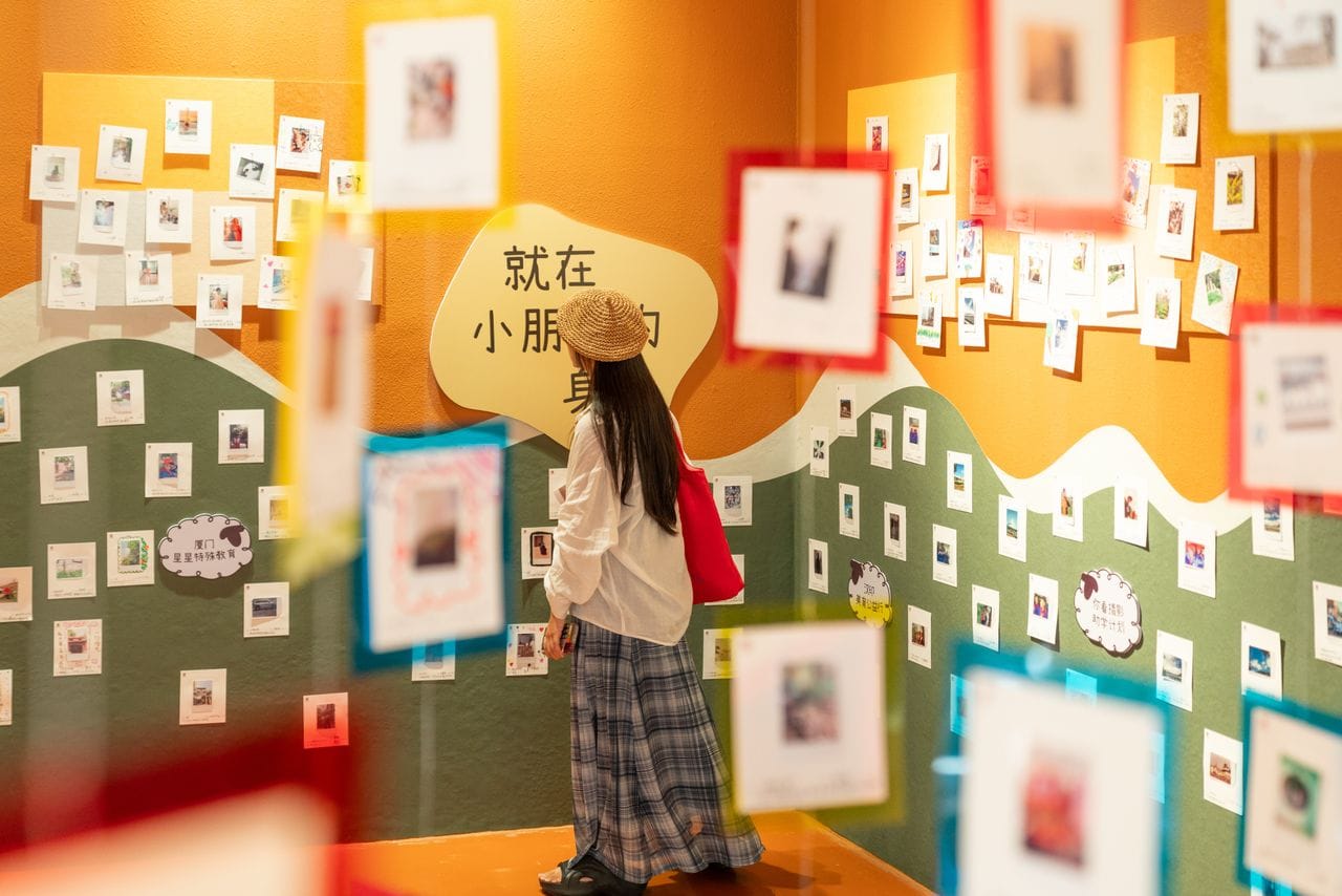 hanin three shadows graduation photo exhibition artworks